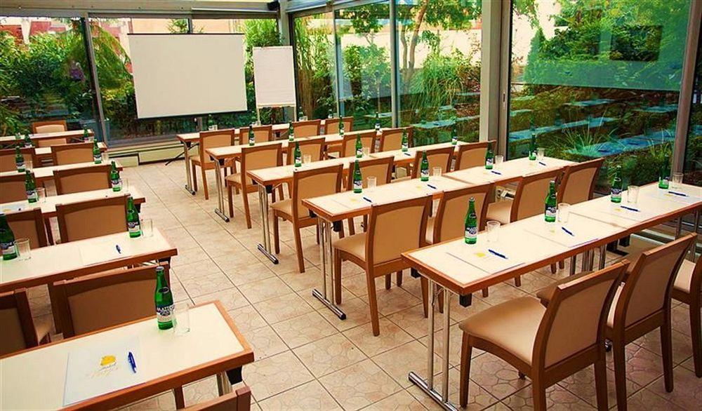 פראג Hotel Troja מראה חיצוני תמונה