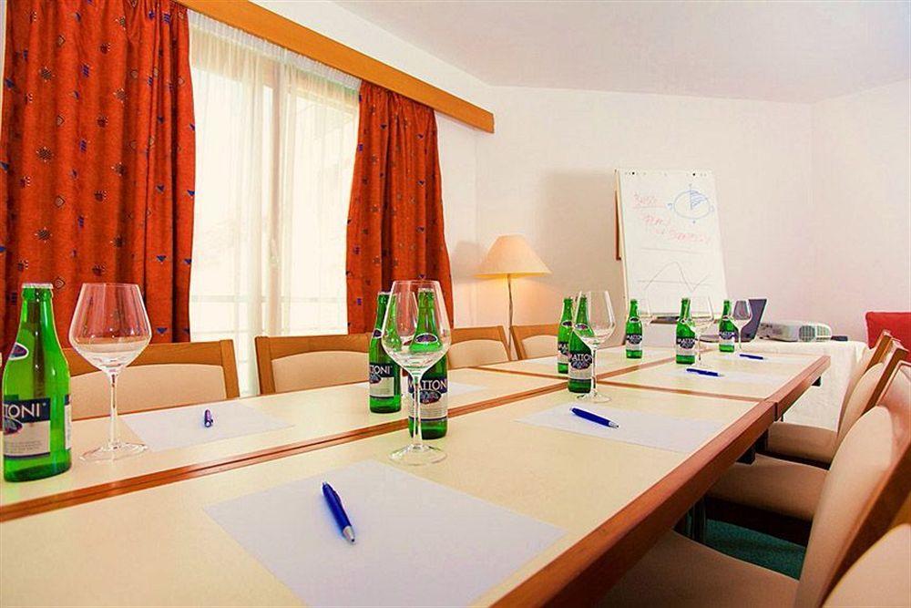 פראג Hotel Troja מראה חיצוני תמונה