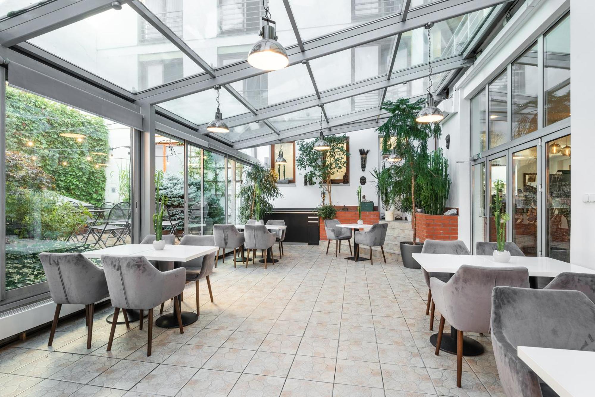 פראג Hotel Troja מראה חיצוני תמונה