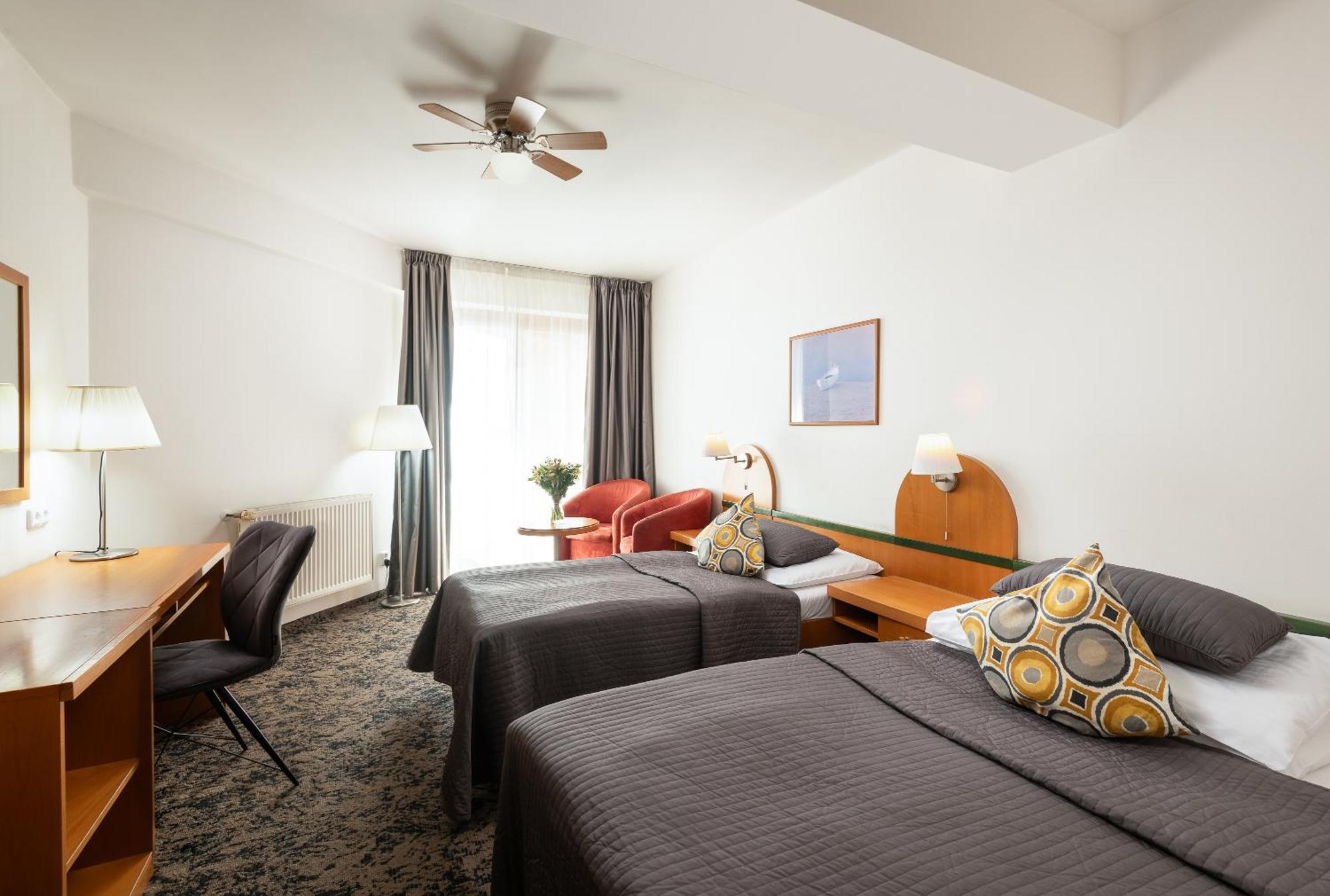 פראג Hotel Troja מראה חיצוני תמונה