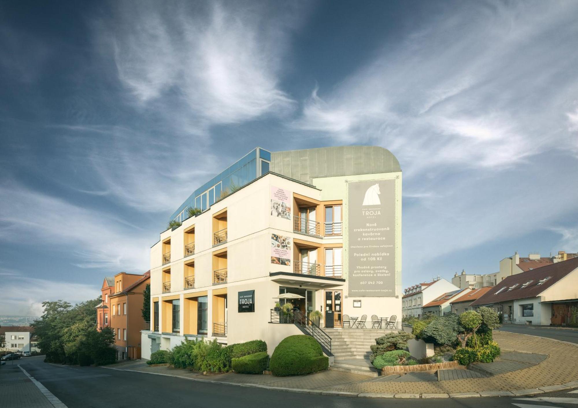 פראג Hotel Troja מראה חיצוני תמונה