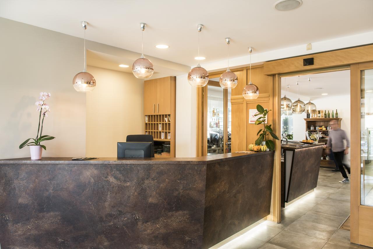פראג Hotel Troja מראה חיצוני תמונה